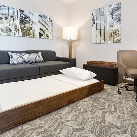 Springhill Suites By Marriott Dallas Мансфилд Экстерьер фото